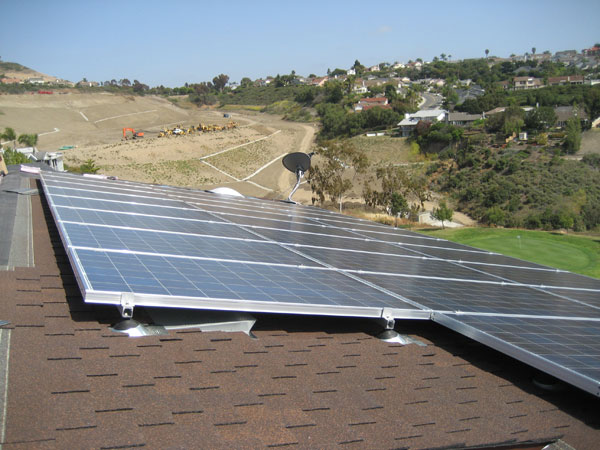 How to lease a solar roof system for your home in California